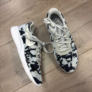 Nike printed sneakers